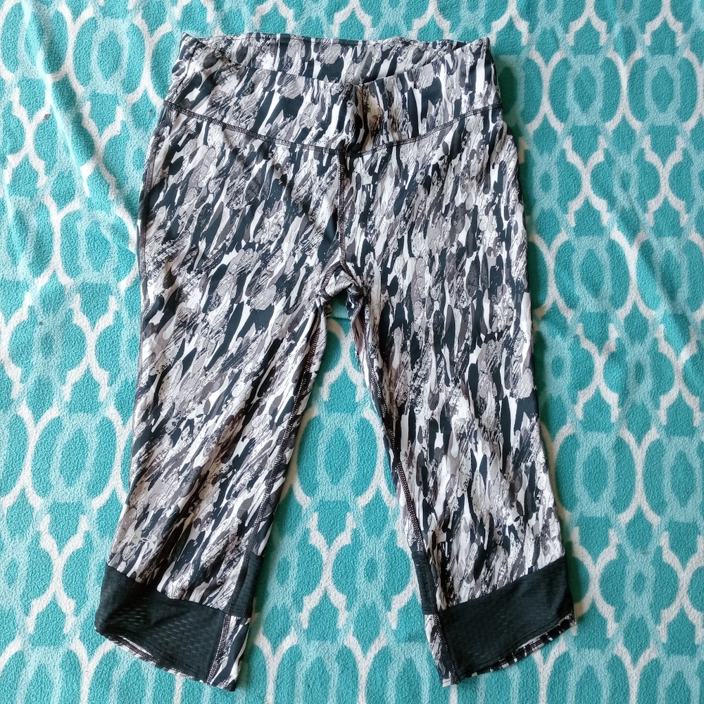 Under Armour Set - Picture 3 of 3